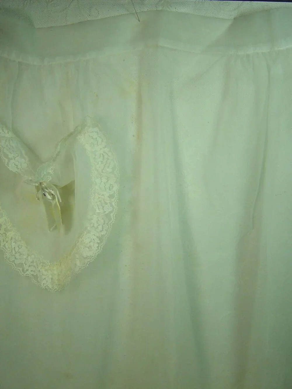 Lot of 6 vintage white wedding server aprons